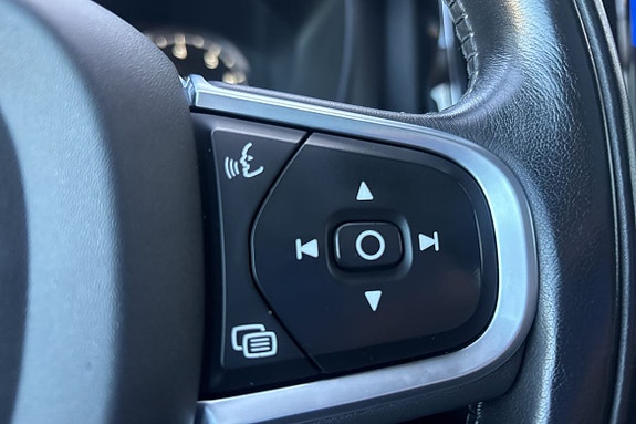 Volvo XC60 20 of 27
