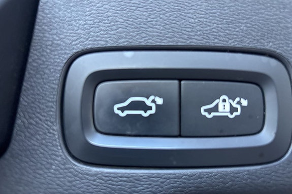 Volvo XC60 15 of 27