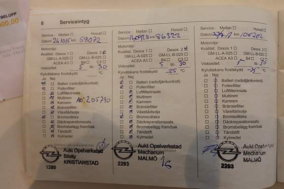 Opel Astra 18 of 21