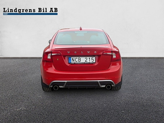 Volvo S60 5 of 16