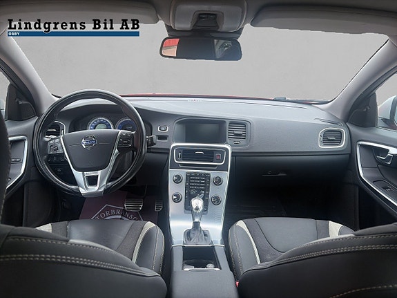 Volvo S60 8 of 16