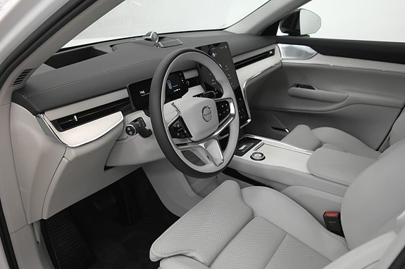 Volvo EX90 5 of 18