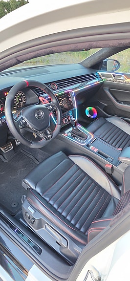 Volkswagen Passat 12 of 14