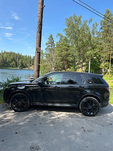 Land Rover Discovery Sport 2 of 9