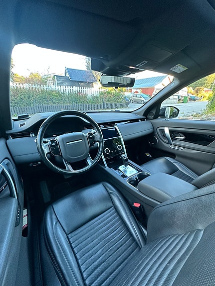 Land Rover Discovery Sport 7 of 9