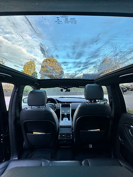 Land Rover Discovery Sport 4 of 9