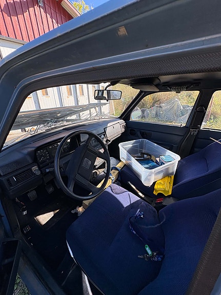 Volvo 244 4 of 9