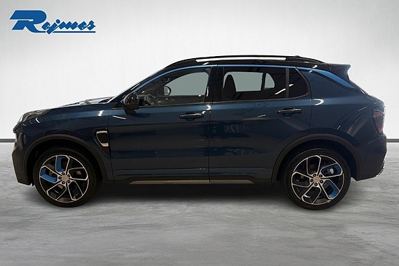 Lynk & Co 01 8 of 23