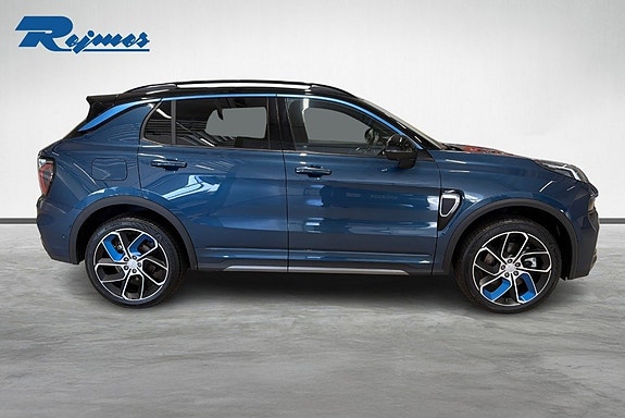 Lynk & Co 01 7 of 23