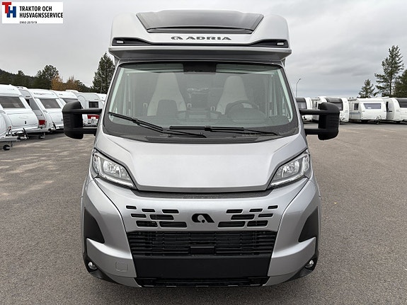 Adria MATRIX SUPREME 670 SL 140HP HD 43H 2 of 21