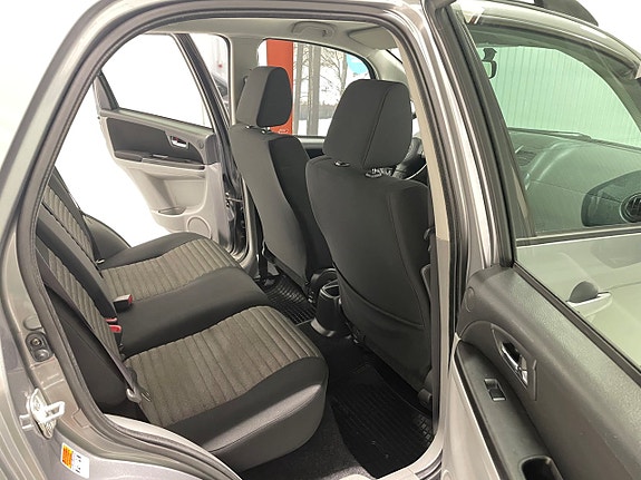 Suzuki SX4 18 of 30