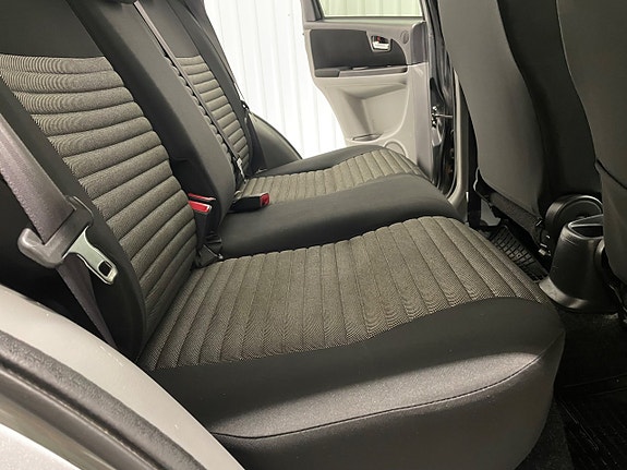 Suzuki SX4 19 of 30