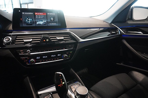 BMW 530e 8 of 13