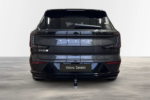 Volvo EX90 8 of 21