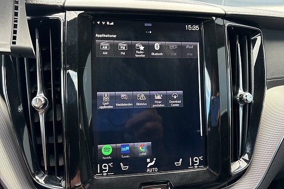 Volvo XC60 24 of 25