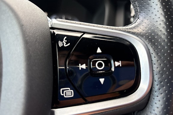 Volvo XC60 22 of 25