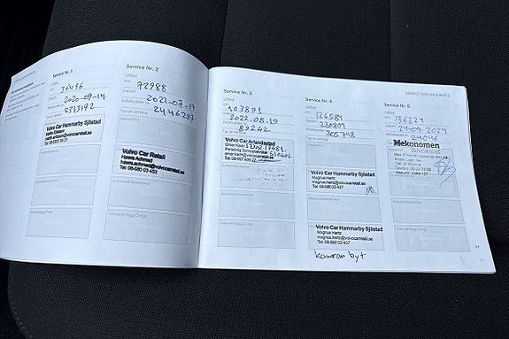 Volvo XC40 24 of 25