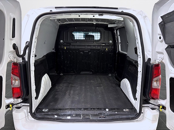 Peugeot Partner 12 of 16