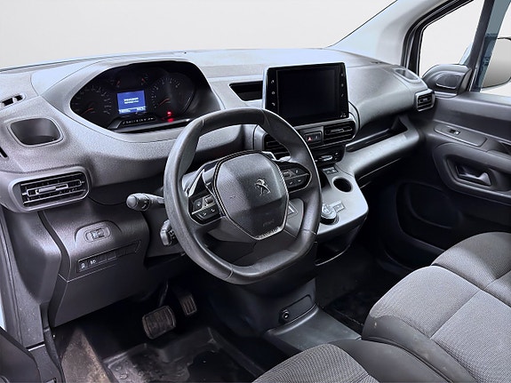 Peugeot Partner 8 of 16