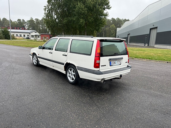 Volvo 850 3 of 6