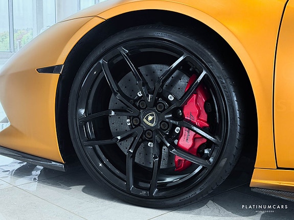 Lamborghini Huracan 18 of 18