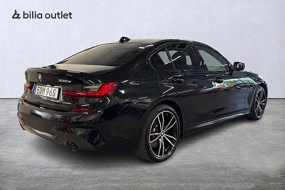 BMW 330e 4 of 30
