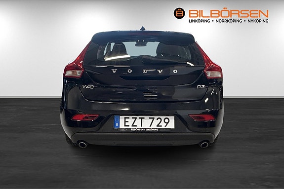Volvo V40 5 of 19