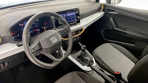 Seat Arona 7 of 13
