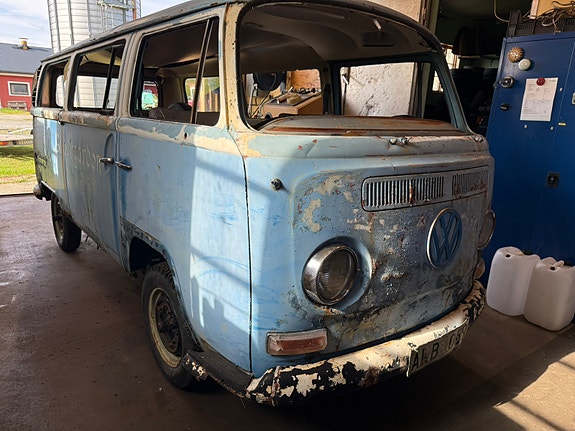 Volkswagen Transporter 10 of 14