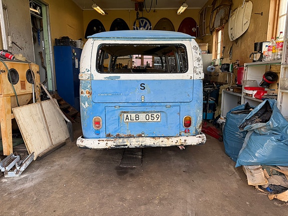 Volkswagen Transporter 3 of 14