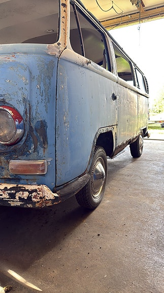 Volkswagen Transporter 2 of 14