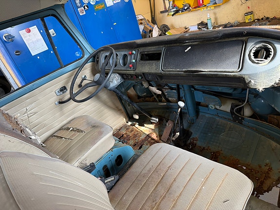 Volkswagen Transporter 8 of 14
