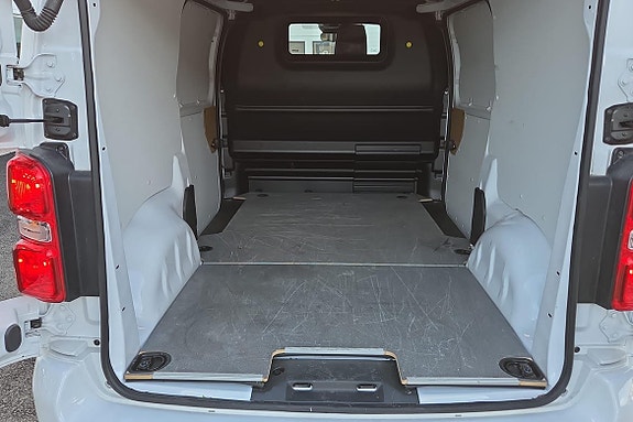 Toyota Proace 12 of 12