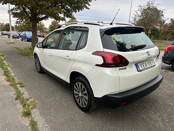 Peugeot 2008 6 of 11