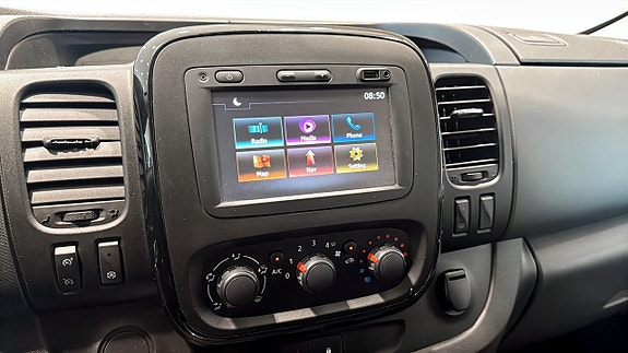 Opel Vivaro 11 of 12