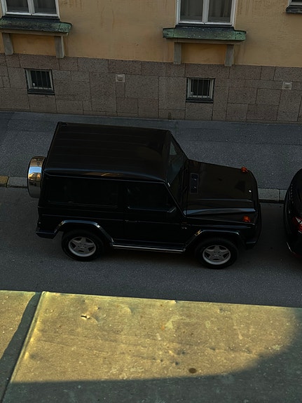 Mercedes-Benz G320 13 of 14