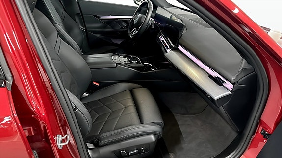 BMW 530e 3 of 12