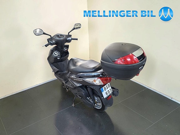 Yamaha Cygnus 125 4 of 8
