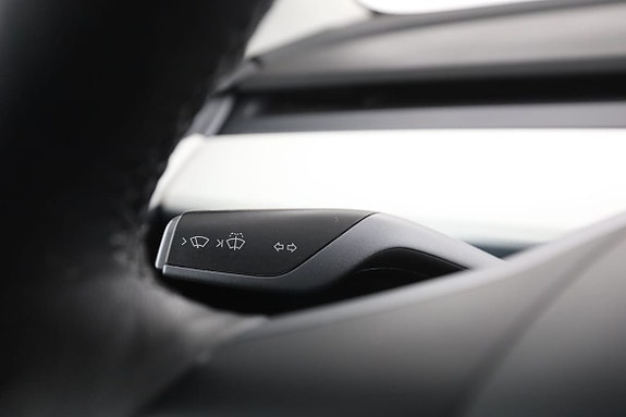 Tesla Model 3 30 of 30