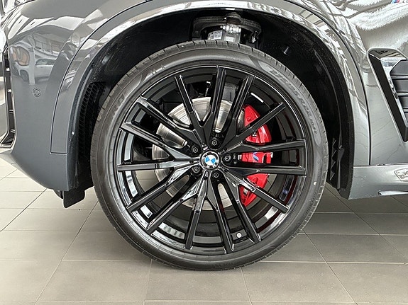 BMW X5 4 of 14
