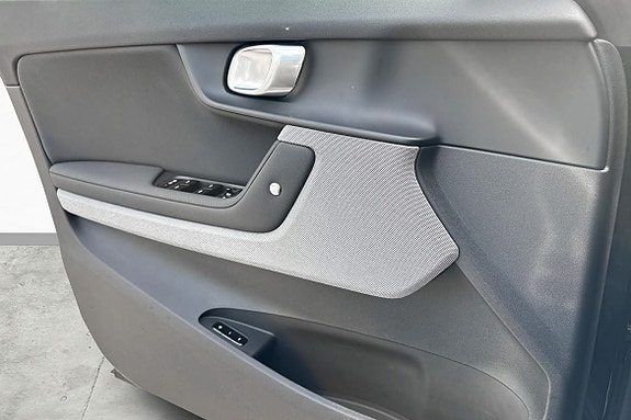 Polestar 2 27 of 30