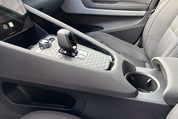 Polestar 2 18 of 30