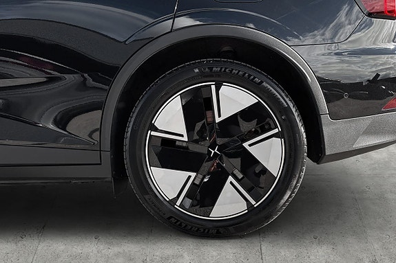Polestar 2 6 of 30