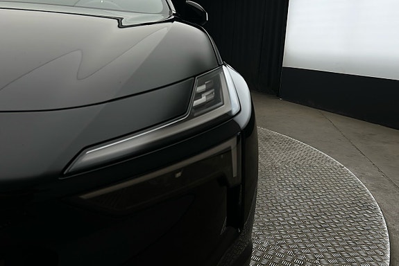 Polestar 4 11 of 30