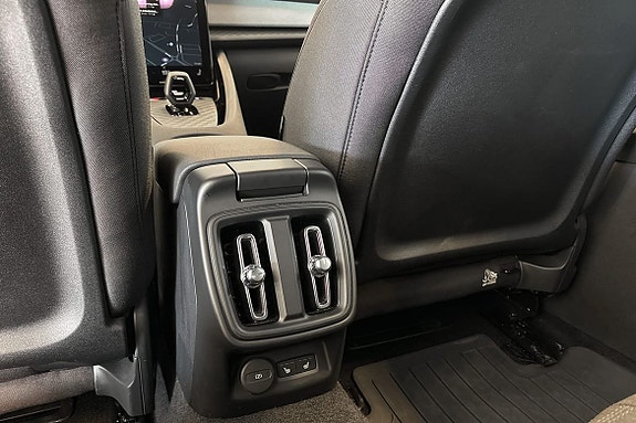 Polestar 2 19 of 30