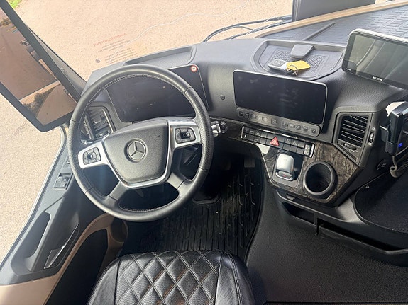 Mercedes-Benz Actros 2853 10 of 12