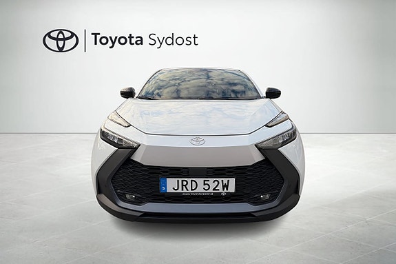 Toyota C-HR 6 of 21