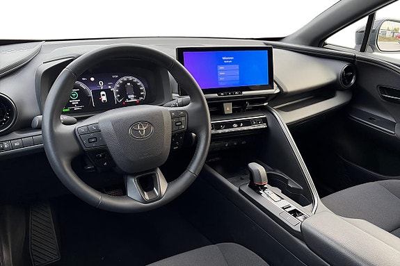 Toyota C-HR 12 of 21