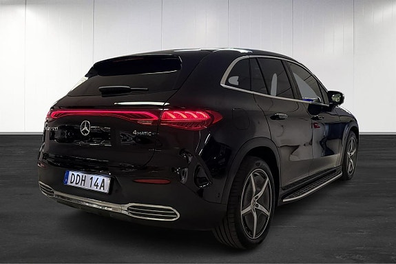 Mercedes-Benz EQE43 SUV 5 of 24