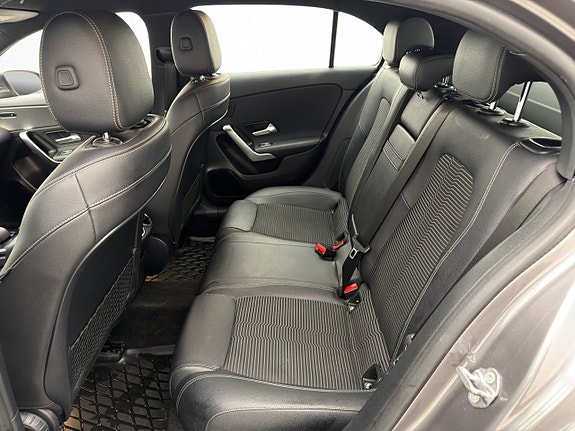 Mercedes-Benz A180 22 of 27